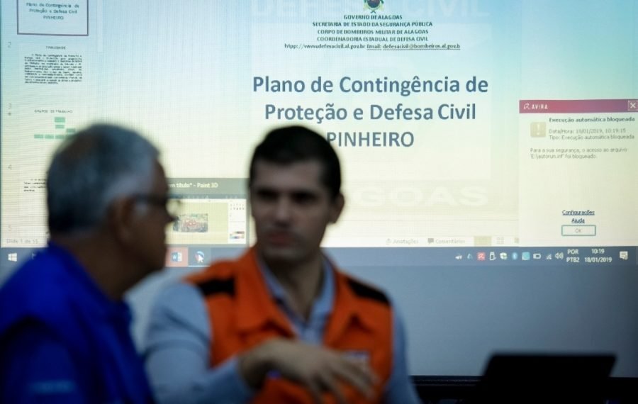 Bombeiros de AL e MG apresentam preparação para atuar no Pinheiro
