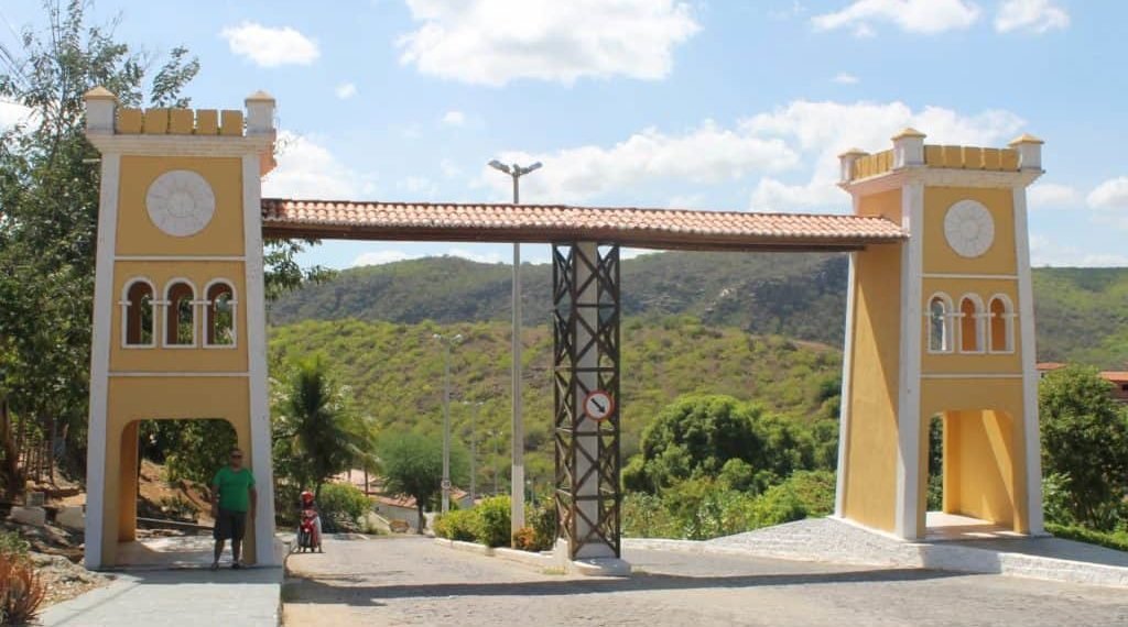 PREFEITURA DE PIRANHAS É ACUSADA DE DEIXAR POSTOS DE SAÚDE SEM MEDICAMENTOS