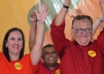 CRISTIANE CONSOLIDA O CRESCIMENTO DA FAMÍLIA BULHÕES EM SANTANA DO IPANEMA.