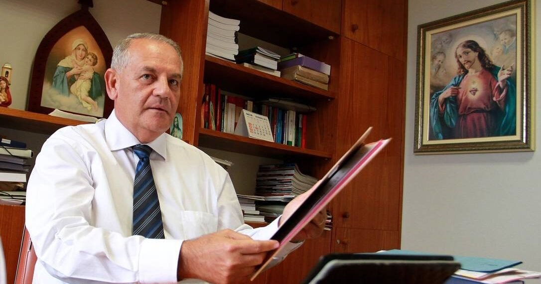 EM LIVE CARIMBÃO DEFENDE UMA SAÚDE PÚBLICA DE QUALIDADE PARA MACEIÓ.