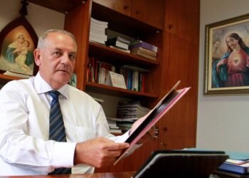 EM LIVE CARIMBÃO DEFENDE UMA SAÚDE PÚBLICA DE QUALIDADE PARA MACEIÓ.